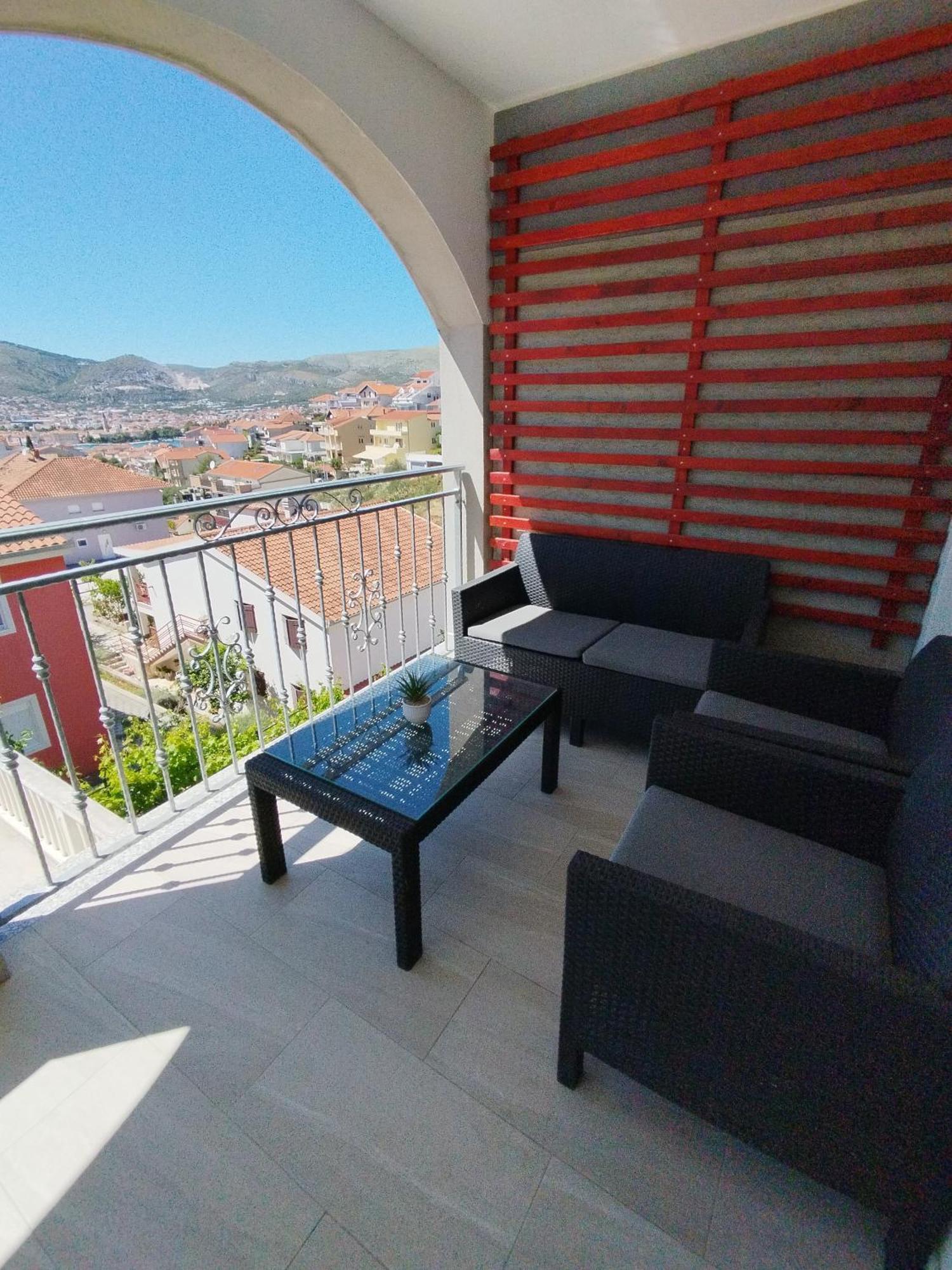 Apartment Tina Trogir Exterior foto