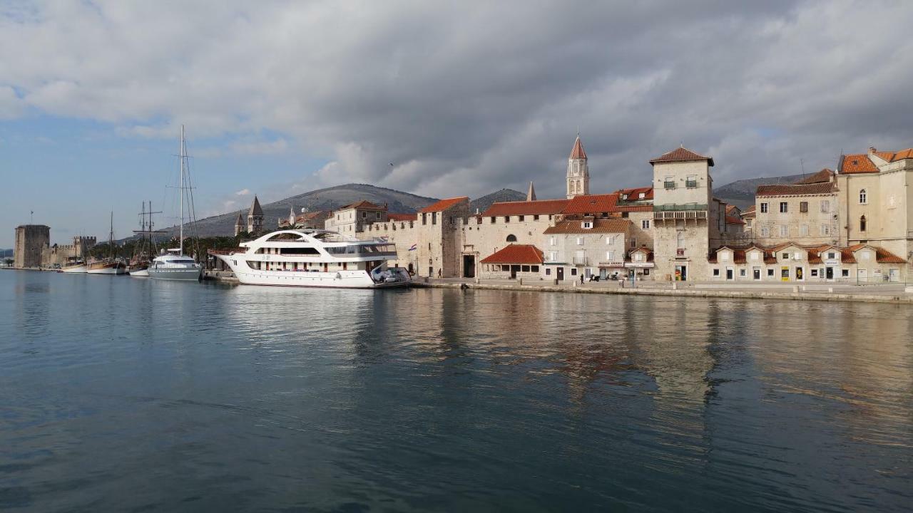 Apartment Tina Trogir Exterior foto