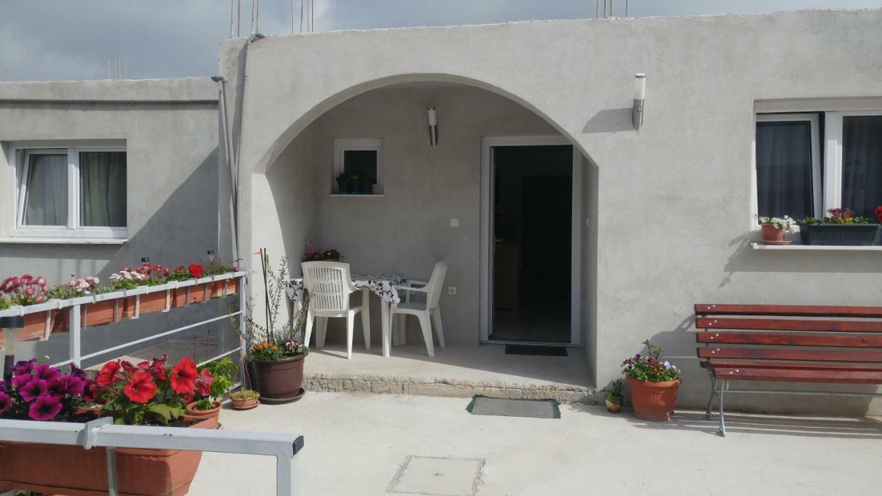 Apartment Tina Trogir Exterior foto